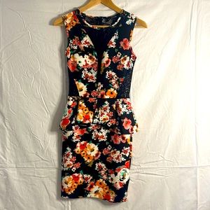 XS GUESS sleeveless dress